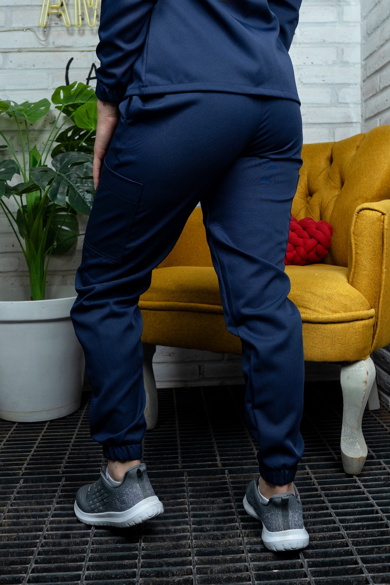 Pijama Quirúrgica Jogger Antifluidos Stretch Manga Larga Mujer